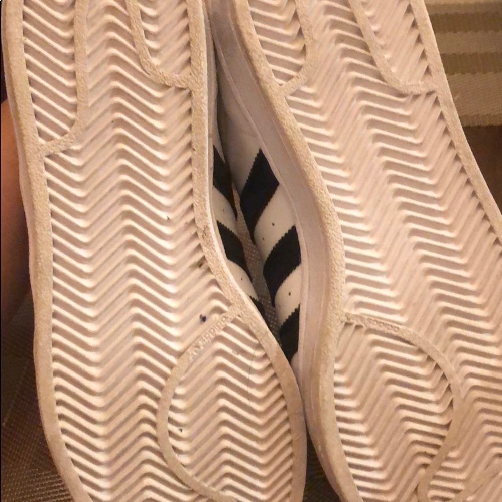 Adidas - Picture 2 of 3